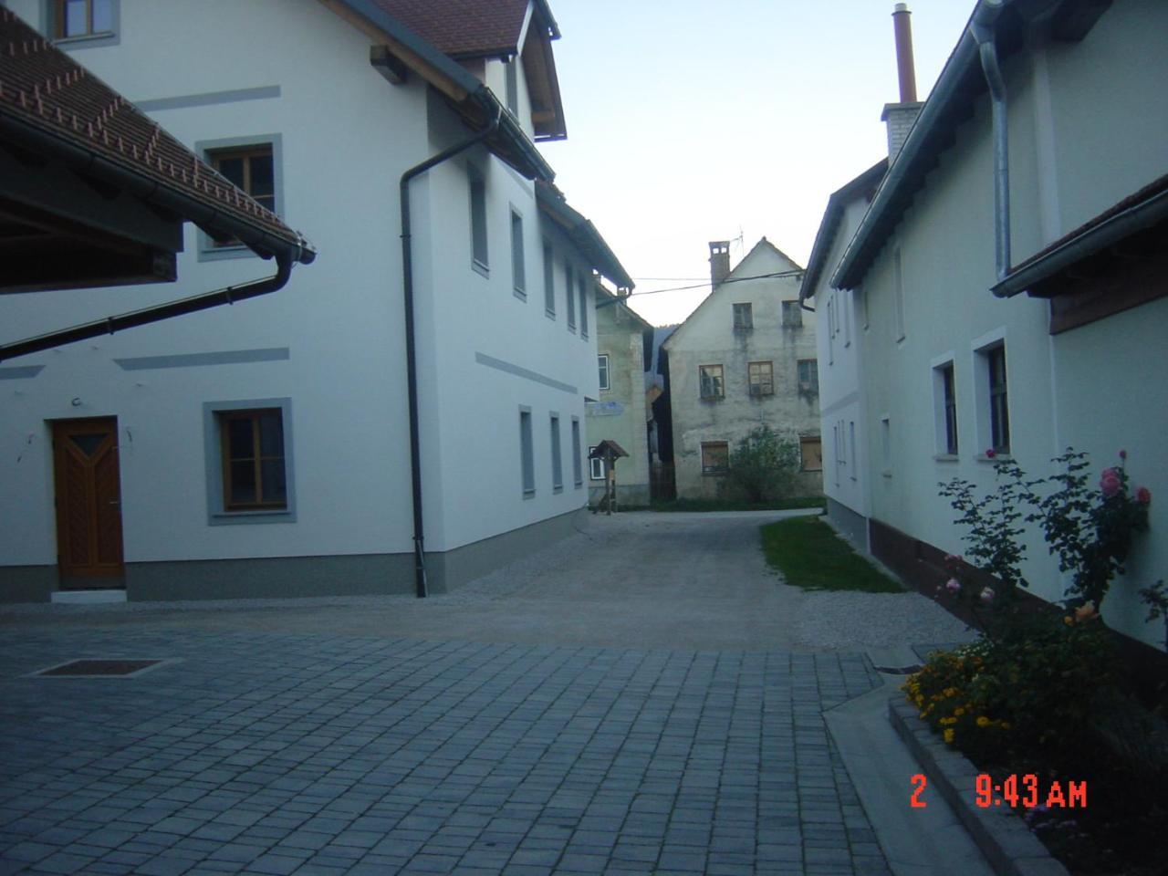 Apartments Vrdjan Cerknica Eksteriør bilde